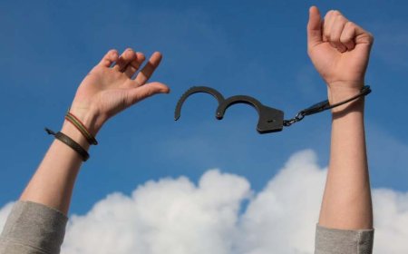 Vivek Oberoi Opens Up About Career Struggles After Speaking Out Against Salman Khan: “Threatening Calls to My Family”