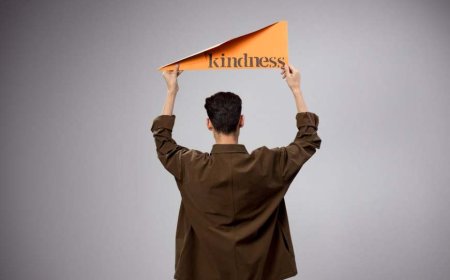 Symbolic gesture sends a firm message after Islamabad’s false propaganda during Operation Sindoor