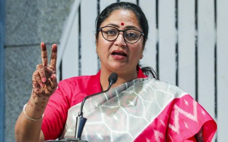 Rekha Gupta Announces Staggered Working Hours for Delhi Government Employees