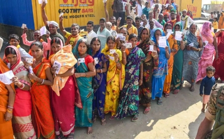 Record 65% Turnout in Bihar Phase 1; ECI Rules Out Re-poll, Campaigning Intensifies for Next Phase