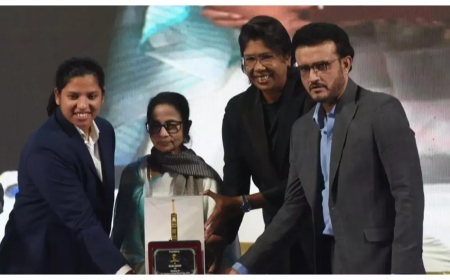 CM Mamata Banerjee Announces Cricket Stadium in Darjeeling Named After World Cup Star Richa Ghosh