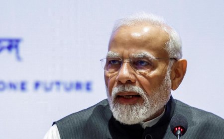 PM Modi Begins Visit to South Africa for Historic G20 Summit