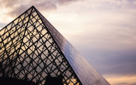 Four Charged in High-Profile Louvre Heist