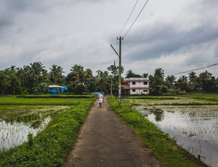 Schools Closed on 26 November in Tamil Nadu, Andhra, Puducherry Due to Heavy Rain; Winter Vacations Begin in Some States