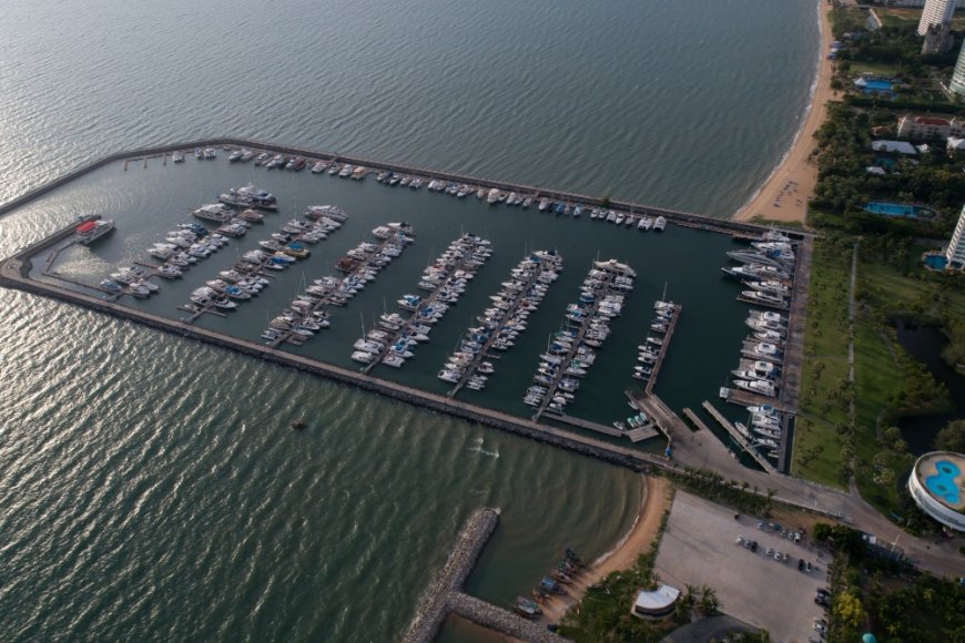 Adani Ports Q2 Net Soars 29% on Logistics, Marine Strength