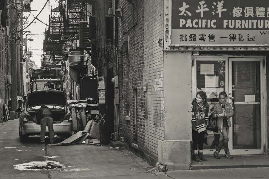 ICE Agents’ Brutality on Cam: Woman Dragged From Car, Handcuffed in Chicago