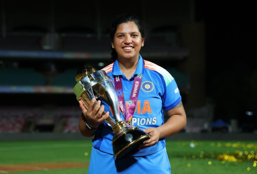 CAB to Honor India Women’s World Cup Star with Gold-Plated Bat and Ball at Eden Gardens