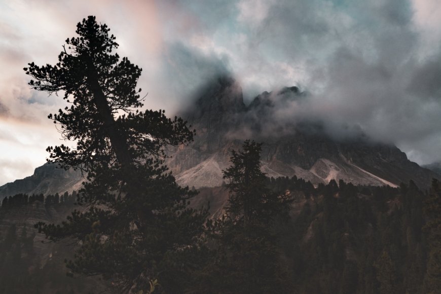 Mount Semeru Erupts in Indonesia, 54,000ft Ash Cloud Prompts Evacuations and Flight Warnings