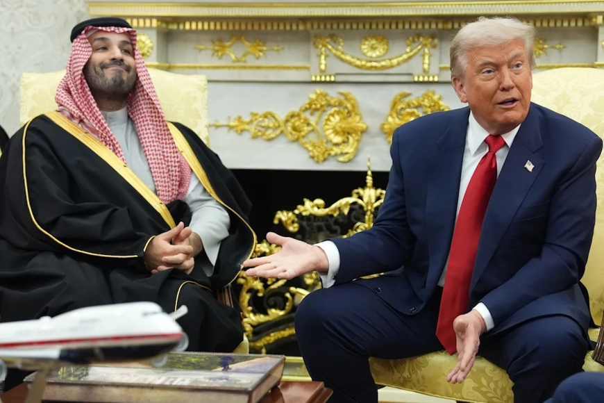 Trump Clashes With ABC News Reporter, Threatens Network License After Questions on Saudi Deals and Khashoggi Murder