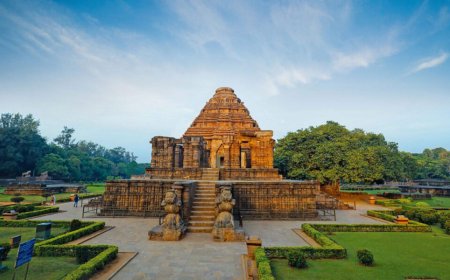 “Konark Sun Temple: India’s Timeless Dance of Stone and Sunlight”
