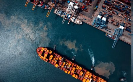 “Record Trade Surplus Highlights China’s Dominance in Global Markets”