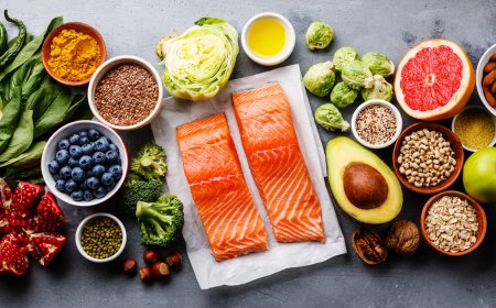 “Superfoods or Marketing Hype? New Study Reveals What Really Boosts Health in 2025”