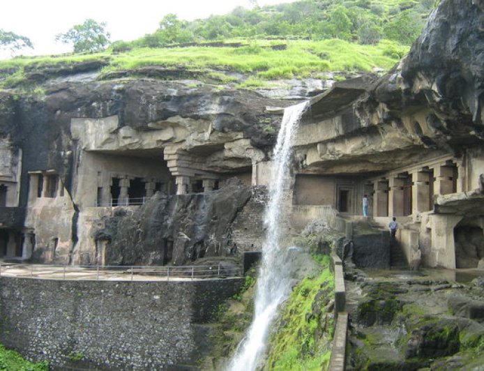 “Ajanta and Ellora Caves: Timeless Masterpieces of Indian Rock-Cut Architecture”