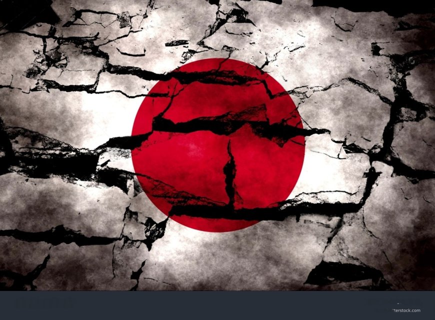 “7.5-Magnitude Quake Prompts Evacuations Across Northern Japan”