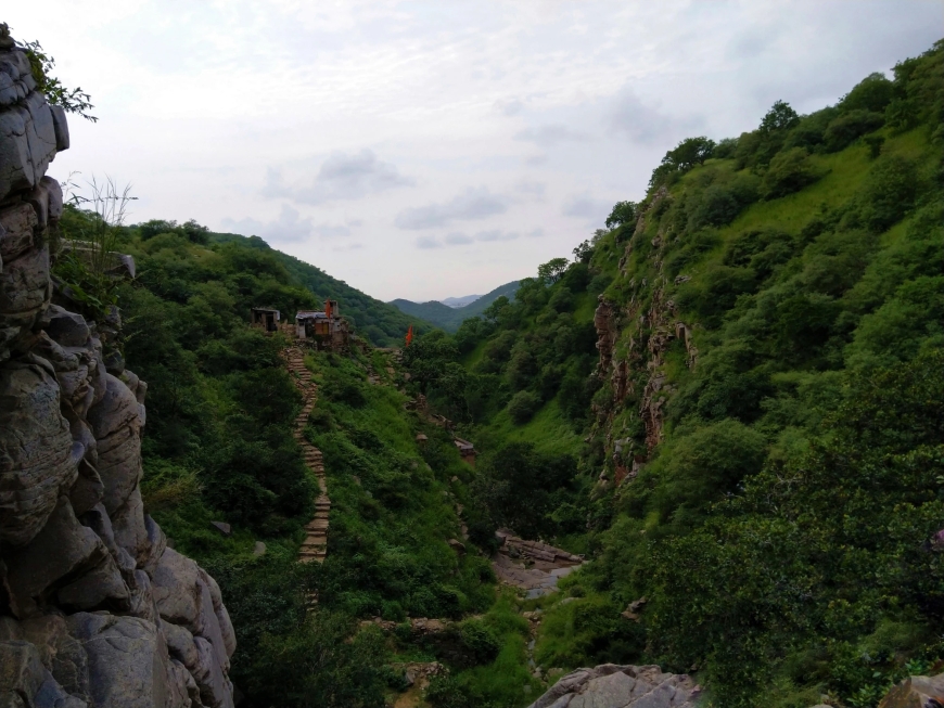 Supreme Court’s New Aravalli Definition: A Warning Sign for Delhi’s Air and Water