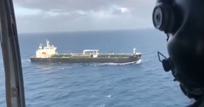 Ghost Tankers Load Venezuelan Crude as U.S. Seizes Vessel and Tightens Pressure on Maduro