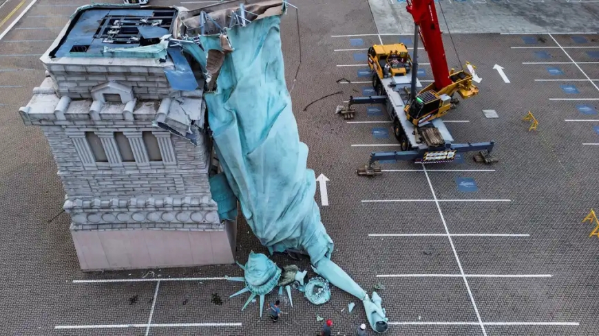 Storm Winds Topple 24‑Metre Statue of Liberty Replica in Guaíba, Brazil