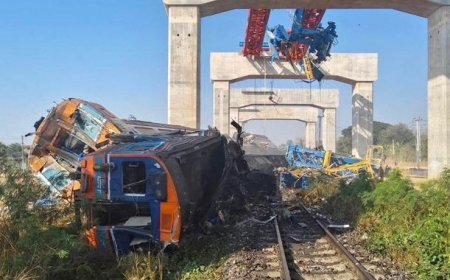 At least 19 killed after crane falls on train in Thailand