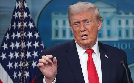 Trump Heads to Davos as Greenland Threats Take Centre Stage