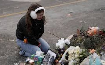 “This is horrifying” — Minneapolis residents reel after second deadly federal shooting in weeks