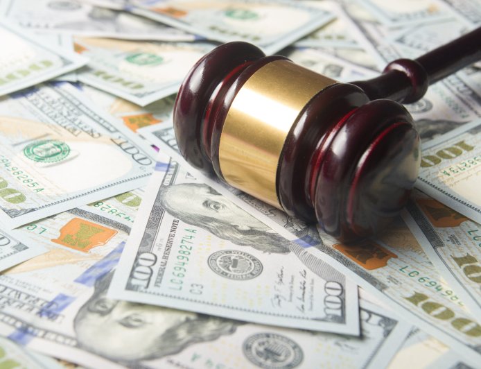 U.S. Money-Laundering Fines Plunge 61% in 2025 as Enforcement Takes a Softer Turn