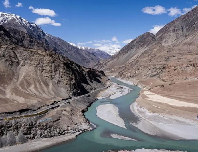 Himalayas bare and rocky after reduced winter snowfall, scientists warn