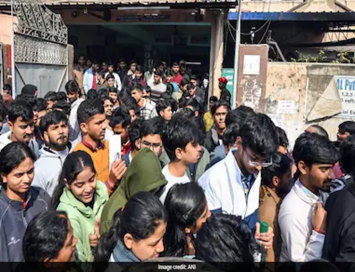 JEE Main 2026 Paper Analysis Live Updates: Day 4 Exam Today, Shift 1 Underway