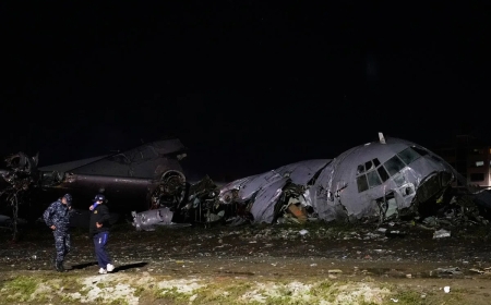 Military Plane Transporting Banknotes Crashes in Bolivia, At Least 11 Dead
