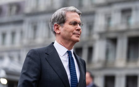 US Lifts Sanctions on 140 Million Barrels of Iranian Oil as Donald Trump Pushes to Reduce Fuel Prices