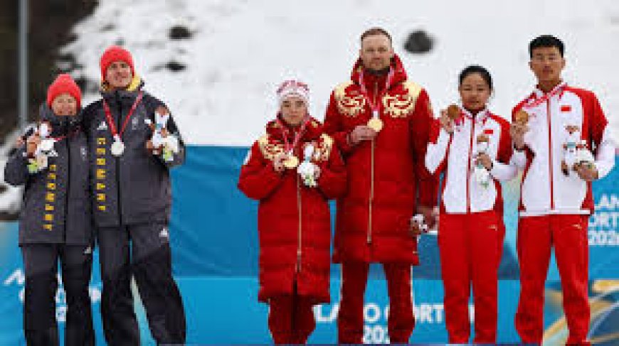 German Athletes Protest Against Russia on Paralympic Podium