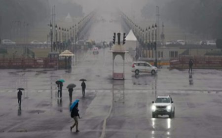 IMD Issues Yellow Alert for Delhi Weekend; Rain, Thunderstorms and Lightning Expected
