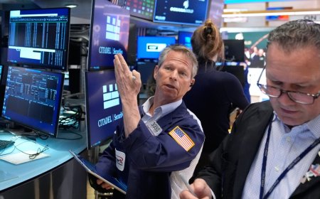 Oil Prices Dip as Renewed Hopes for US–Iran Peace Talks Ease Market Tensions