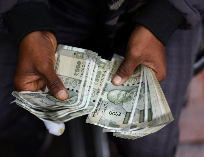 Domestic Investors Cushion Indian Markets as Foreign Funds Retreat