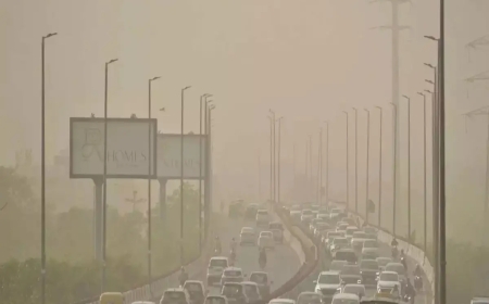 Storm Alerts Issued Across Delhi and North India as Rain and Strong Winds Bring Sudden Weather Shift