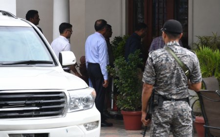 ED Conducts Raids Linked to Former Kerala CM Vijayan in Alleged Money Laundering Probe