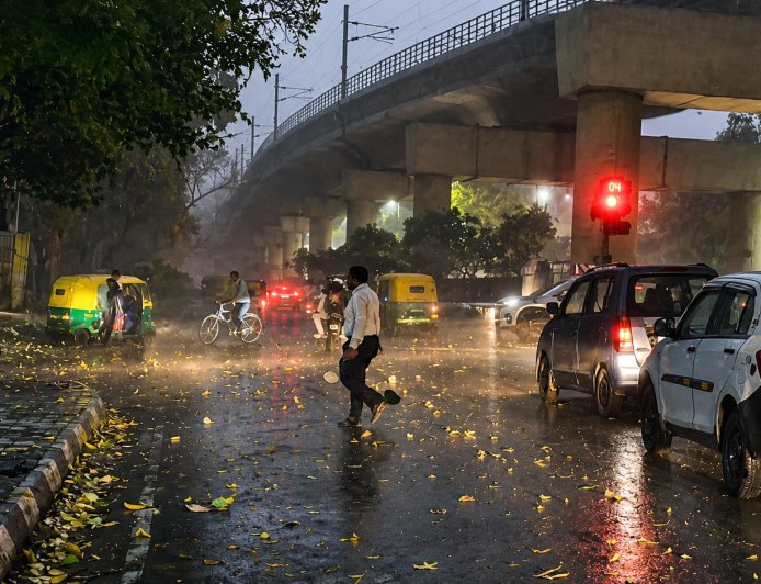 IMD Warns of Gusty Winds, Thunderstorms and Rain Across Delhi-NCR