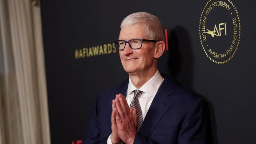 Apple Deepens India Expansion as Tim Cook Highlights Strong Market Growth Potential