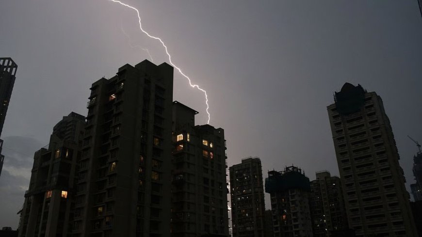 IMD Predicts Thunderstorms and Light Rain Across Delhi-NCR Today