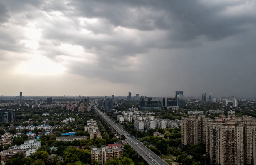 Delhi Awaits Monsoon Relief: Rainfall Delay May Extend Until June 23 as Heat and Humidity Persist
