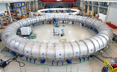 China Builds World's Largest Superconducting Magnet to Power Its 'Artificial Sun' Project