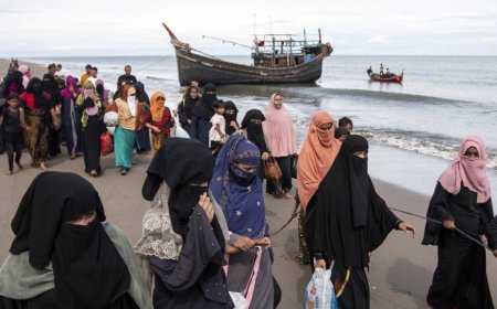 Over 500 Refugees Missing After Two Boats Vanish Off Myanmar Coast, UN Raises Alarm