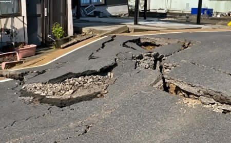 Powerful Earthquake Devastates Japan: Thousands Without Electricity as Roads Collapse and Rescue Operations Intensify