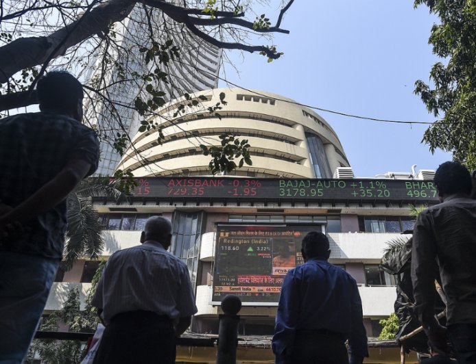 Bangladesh Hit by Deepening Banking Crisis: Bad Loans Surge to ₹4.54 Lakh Crore, Among World's Highest NPA Ratios