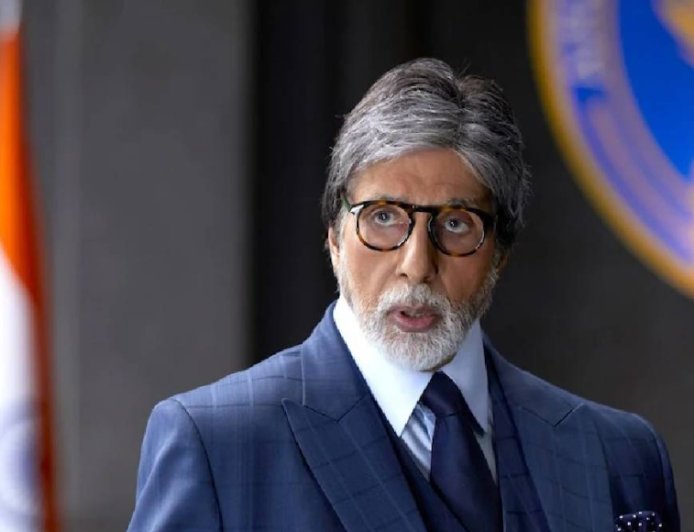 Was Amitabh Bachchan Hospitalized? Blog Mentioning Surgery and ICU Sparks Concern Among Fans