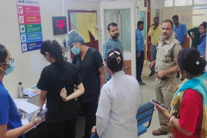 Trainee Nurses Assaulted at Shahjahanpur Medical College; Kidnapping Bid Alleged, FIR Against Father, Son and 20 Others