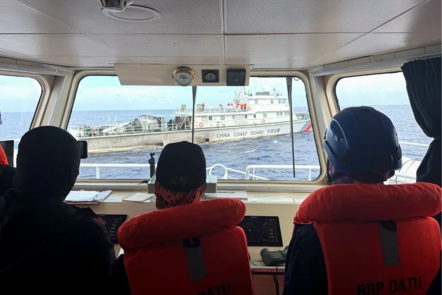 Chinese Coast Guard Fires Water Cannon at Philippine Vessel Carrying CNN Crew Near Disputed Shoal