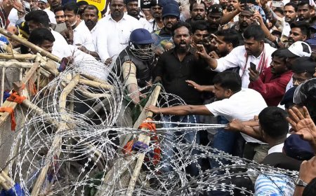 Jharkhand Student Protest Live: Students Reach Seventh Barricade, Police Use Water Cannons as Assembly March Intensifies