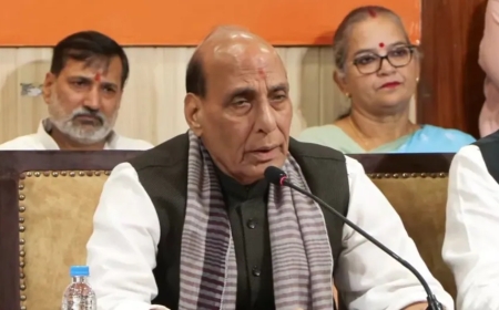 'They Called It a Hydrogen Bomb, but It Didn't Even Turn Out to Be a Diwali Firecracker': Rajnath Singh Targets Rahul Gandhi