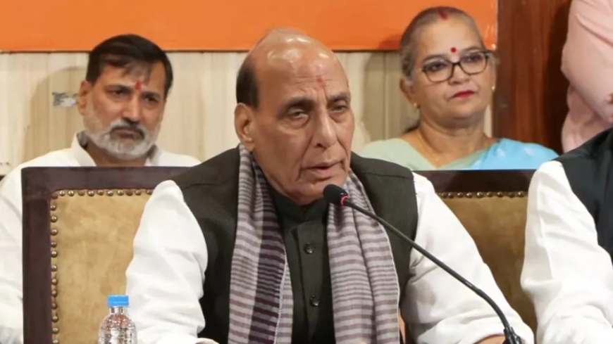 'They Called It a Hydrogen Bomb, but It Didn't Even Turn Out to Be a Diwali Firecracker': Rajnath Singh Targets Rahul Gandhi